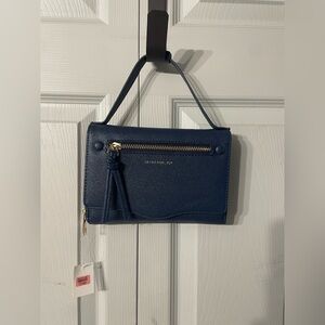 NWT Navy Blue clutch/wristlet/Crossbody Bag comes with additional strap
